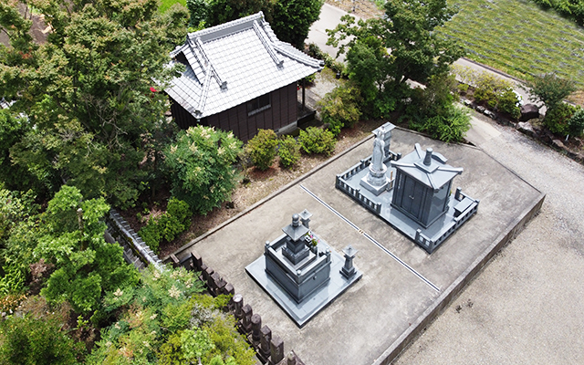 長福寺の永代供養墓を上空から見た画像